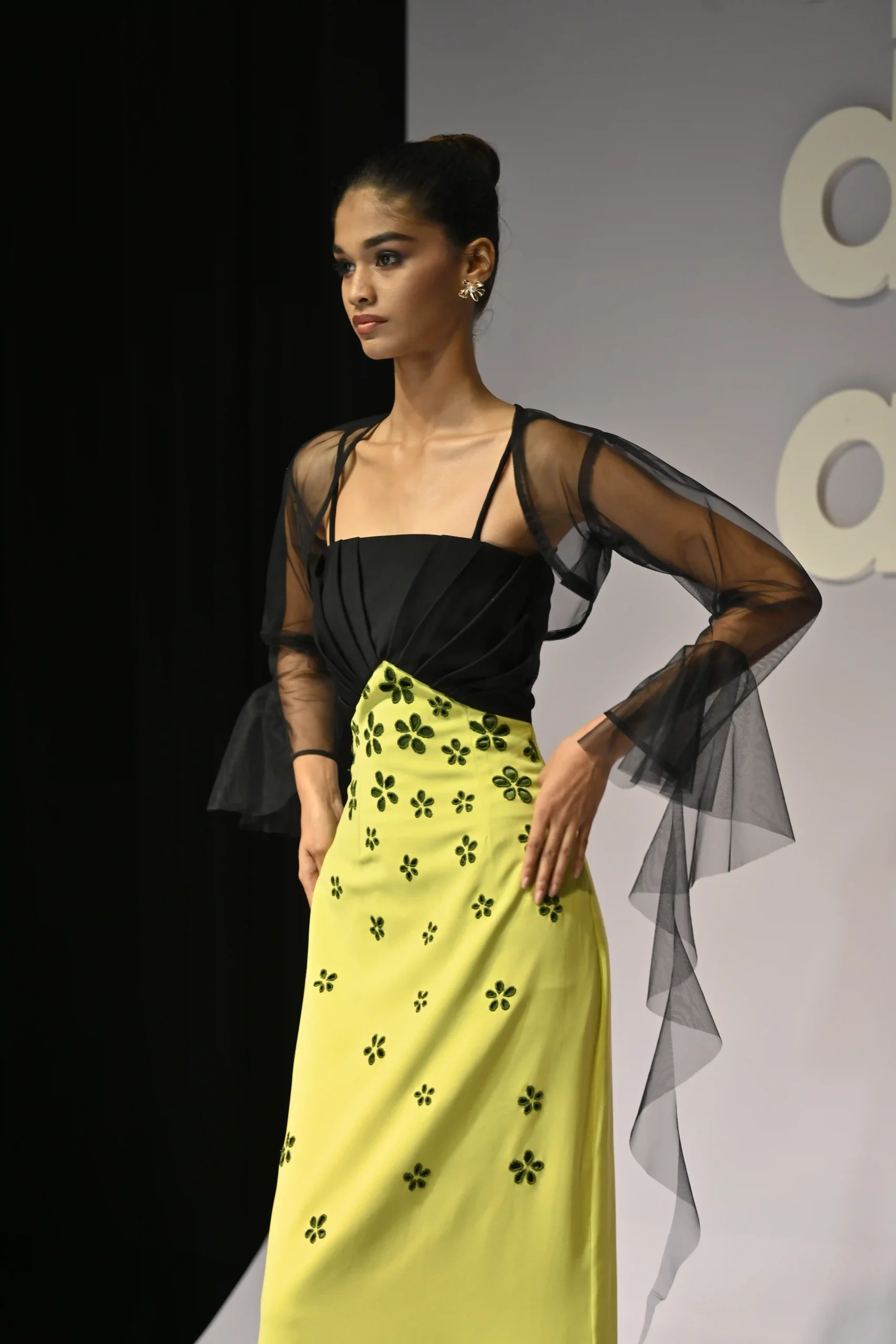 riya (4)